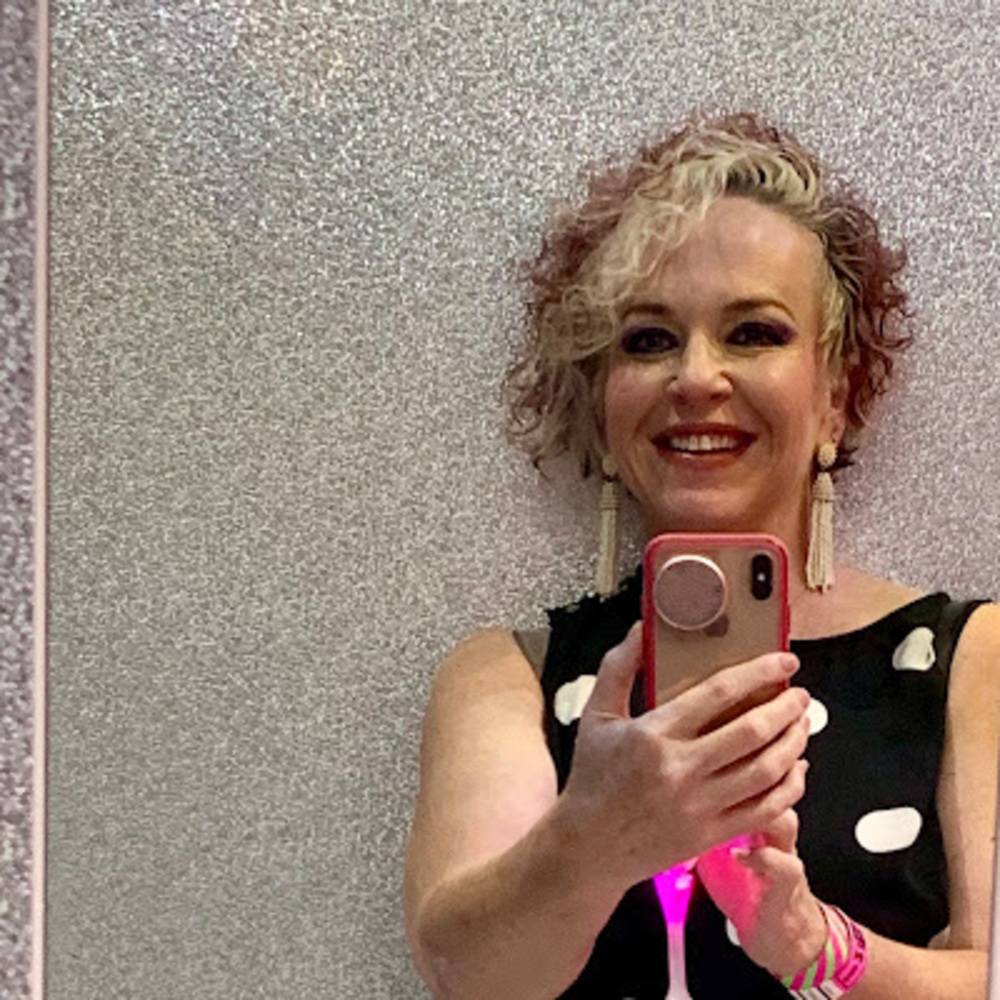 Meet your Posher, Laura